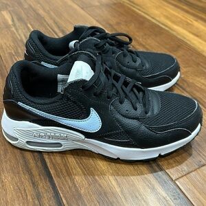 Nike Womens Air Max Excee DD9671-900 Black Casual Shoes Sneakers Size 7